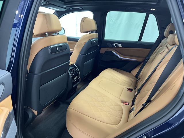 Thumbnail: 2026 BMW X5 - 27