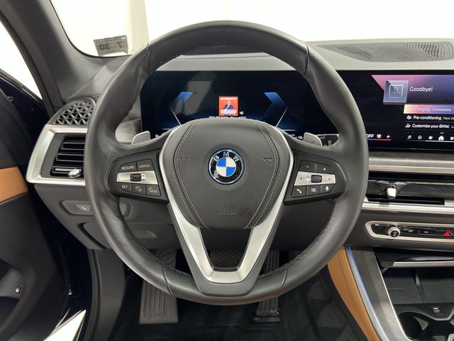 Thumbnail: 2026 BMW X5 - 10