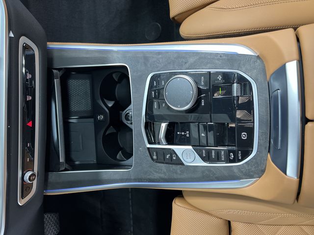 Thumbnail: 2026 BMW X5 - 15