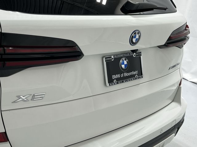 Thumbnail: 2025 BMW X5 - 24