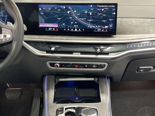 Thumbnail: 2026 BMW X5 - 13