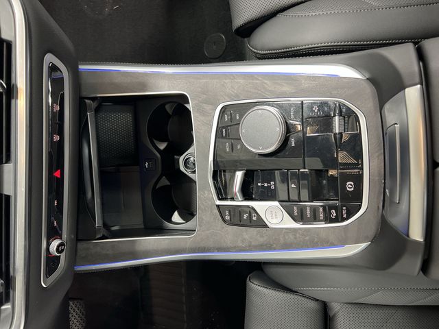 Thumbnail: 2026 BMW X5 - 14
