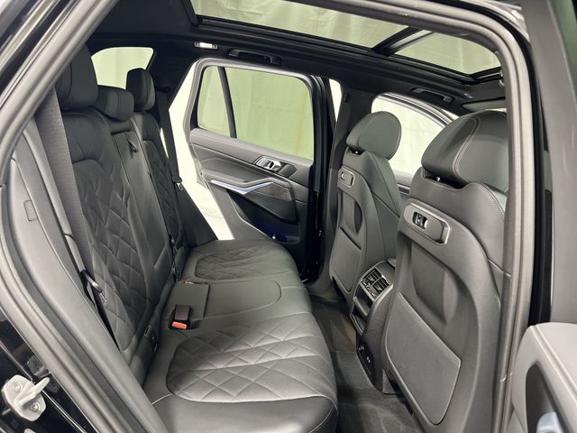 Thumbnail: 2026 BMW X5 - 30