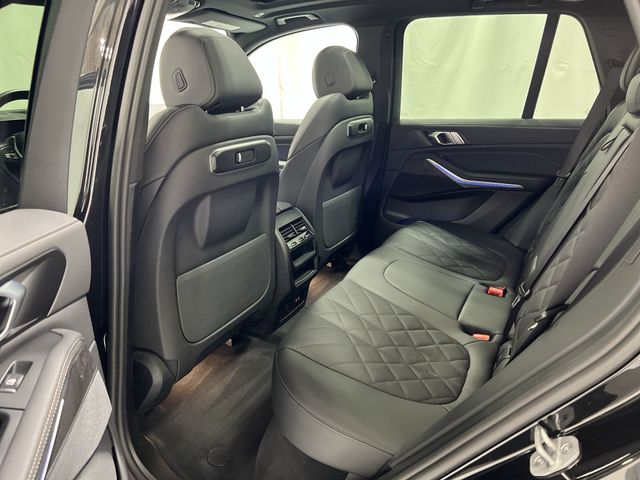 Thumbnail: 2026 BMW X5 - 29