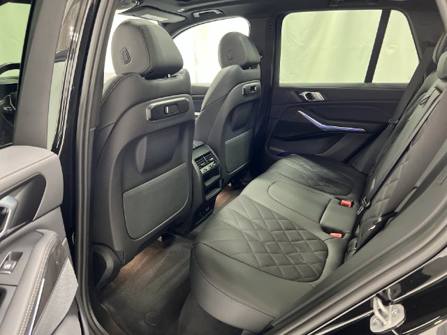 Thumbnail: 2026 BMW X5 - 29