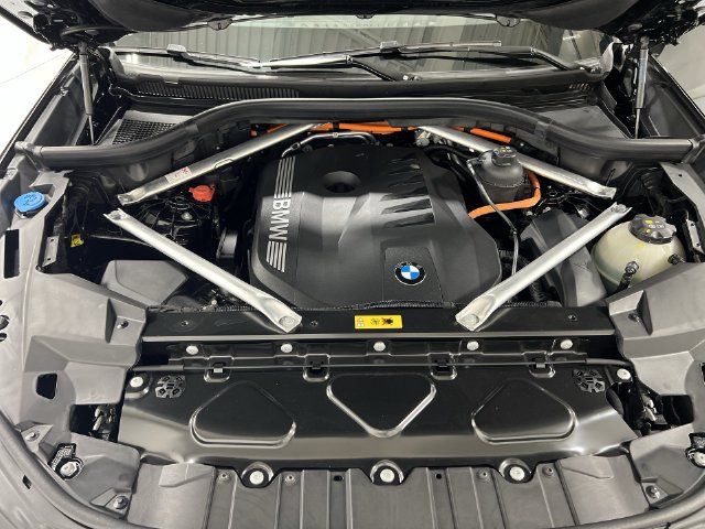 Thumbnail: 2026 BMW X5 - 8