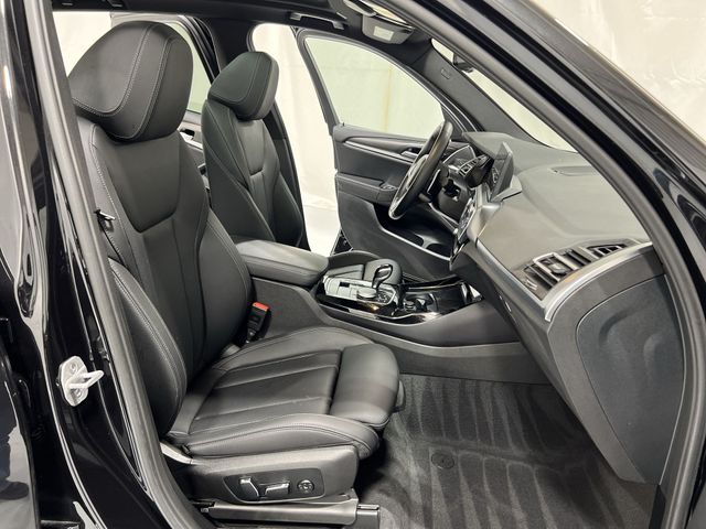 Thumbnail: 2024 BMW X3 - 32