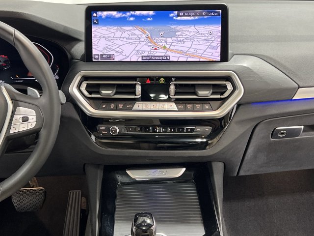 Thumbnail: 2024 BMW X3 - 13