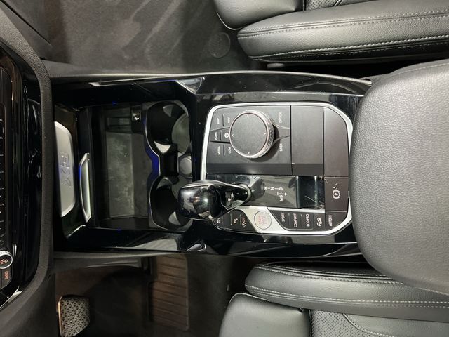 Thumbnail: 2022 BMW X3 - 15