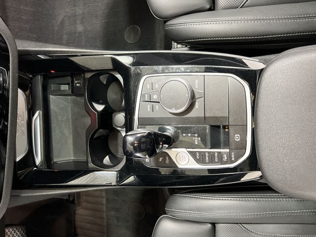 Thumbnail: 2022 BMW X3 - 14