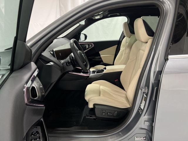 Thumbnail: 2026 BMW X3 - 10
