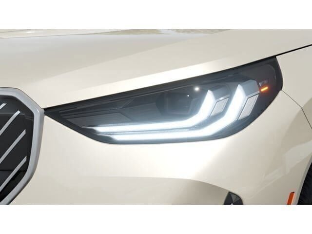 Thumbnail: 2026 BMW X3 - 12
