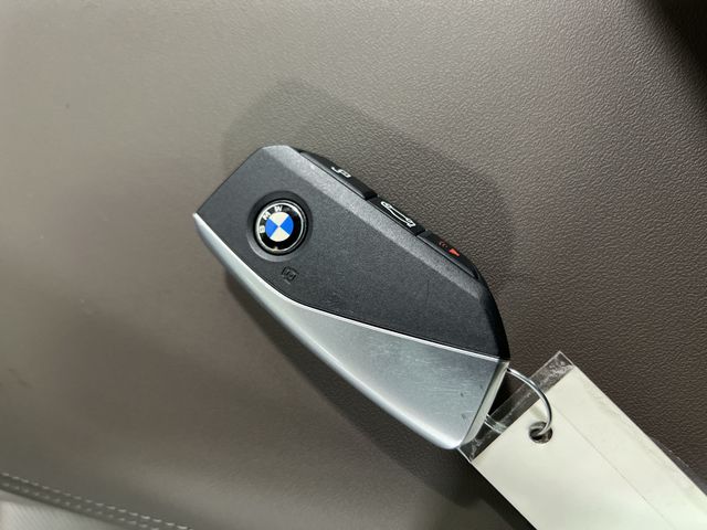 Thumbnail: 2026 BMW X3 - 17