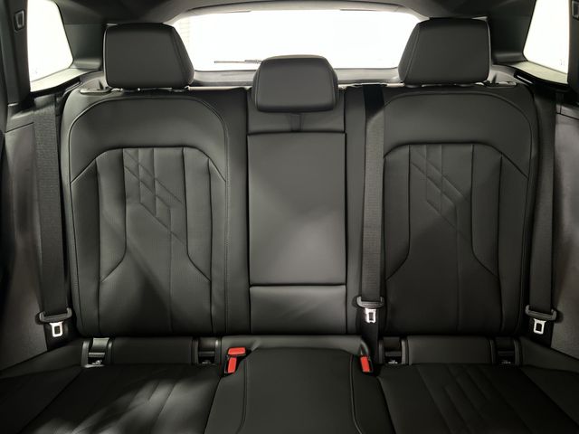 Thumbnail: 2026 BMW X3 - 12