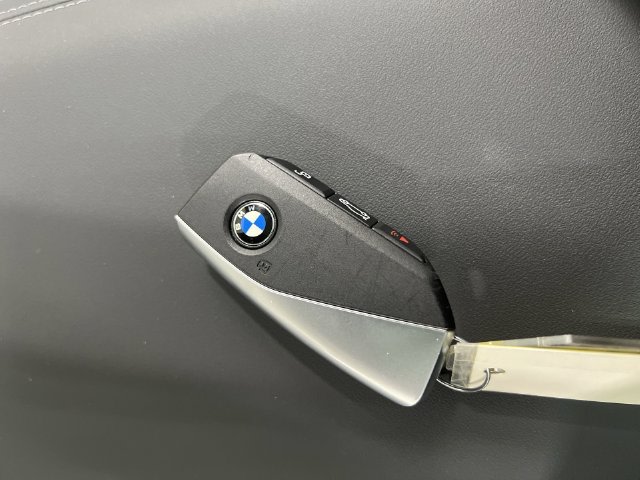 Thumbnail: 2026 BMW X3 - 16