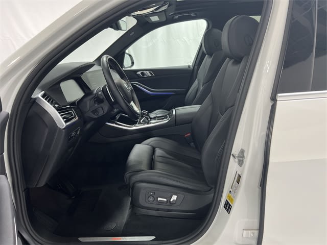 Thumbnail: 2021 BMW X5 - 10