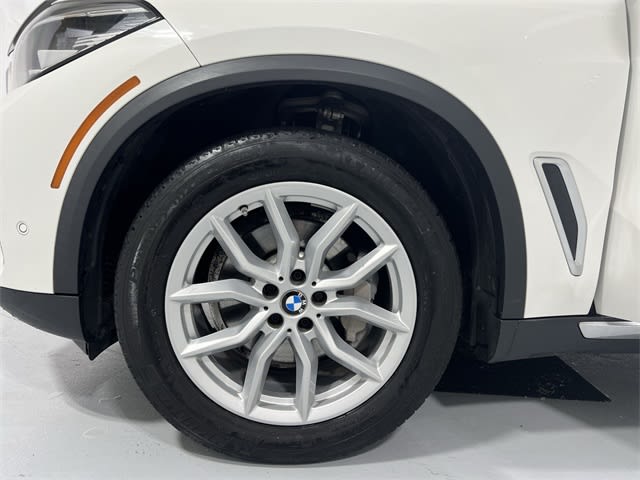 Thumbnail: 2021 BMW X5 - 7