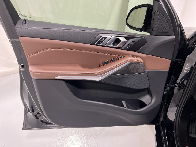 Thumbnail: 2023 BMW X5 - 32