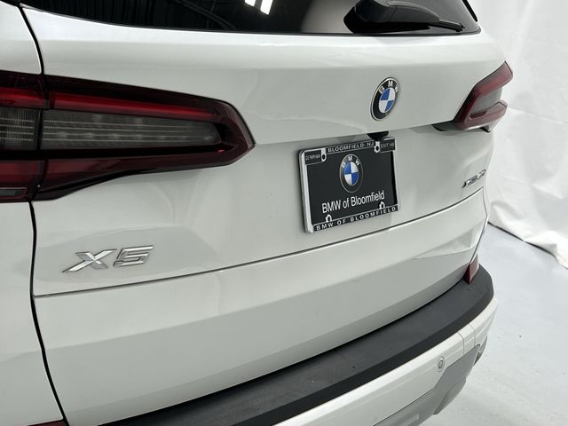 Thumbnail: 2023 BMW X5 - 26