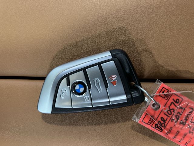 Thumbnail: 2023 BMW X5 - 17