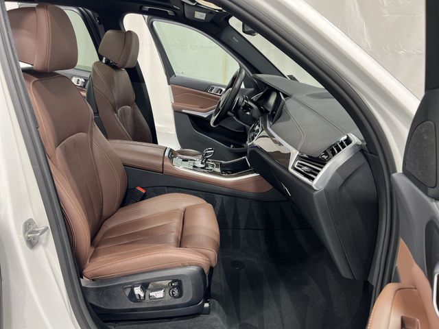 Thumbnail: 2022 BMW X5 - 31
