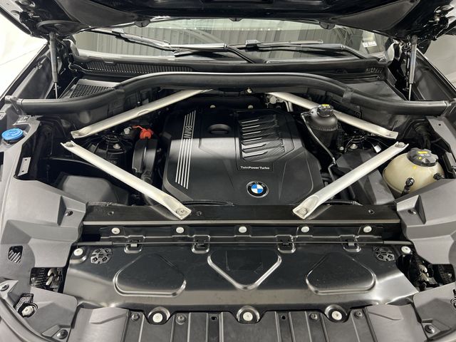 Thumbnail: 2020 BMW X5 - 9