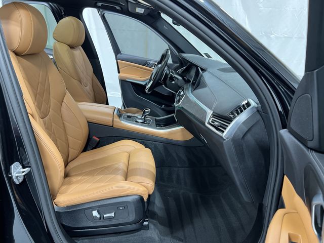 Thumbnail: 2023 BMW X5 - 30