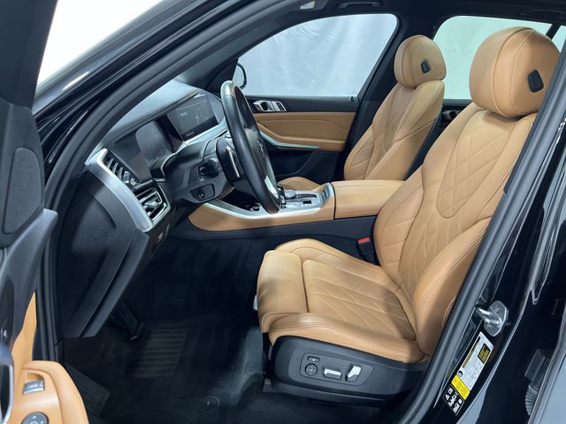 Thumbnail: 2023 BMW X5 - 11