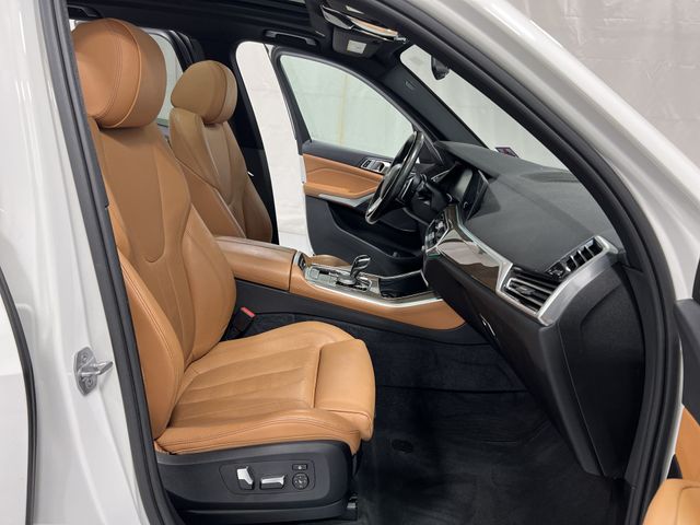 Thumbnail: 2019 BMW X5 - 28