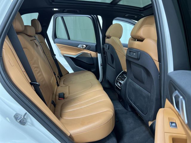 Thumbnail: 2019 BMW X5 - 27