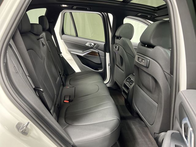 Thumbnail: 2019 BMW X5 - 28