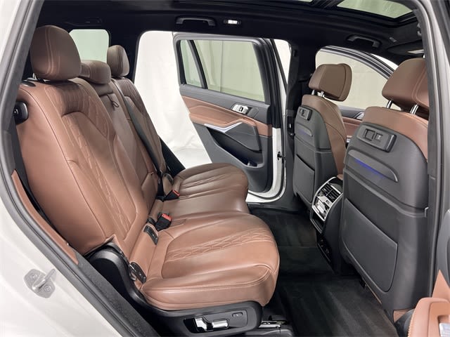 Thumbnail: 2022 BMW X7 - 28