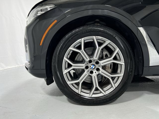 Thumbnail: 2022 BMW X7 - 7
