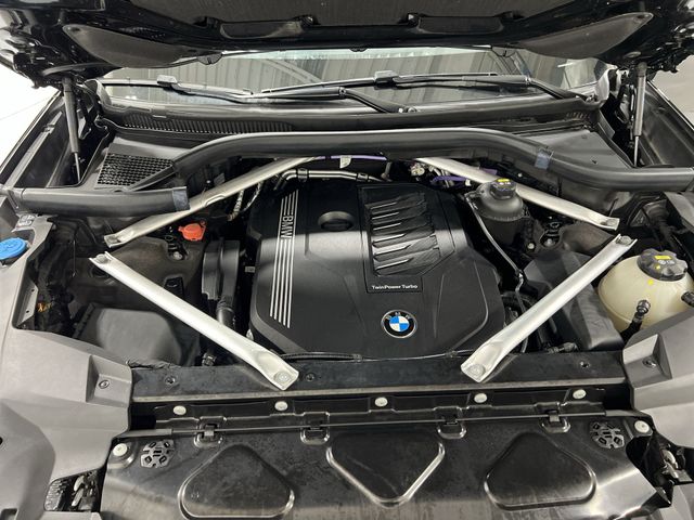 Thumbnail: 2022 BMW X7 - 8