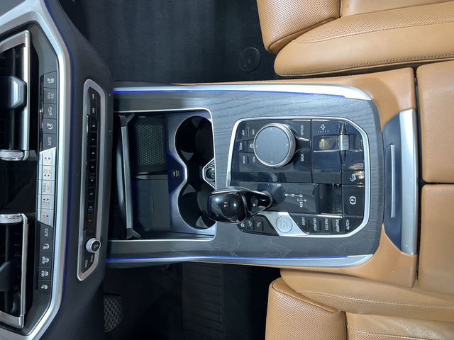 Thumbnail: 2022 BMW X7 - 14