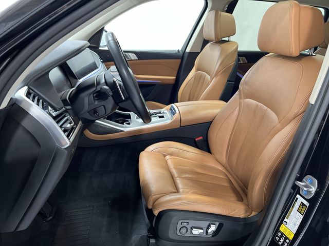 Thumbnail: 2022 BMW X7 - 11