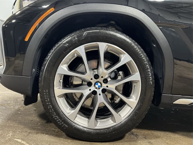 2022 BMW X6 xDrive40i 8