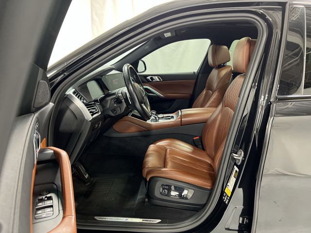 Thumbnail: 2023 BMW X6 - 10