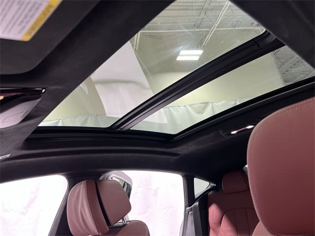 Thumbnail: 2022 BMW X6 - 24