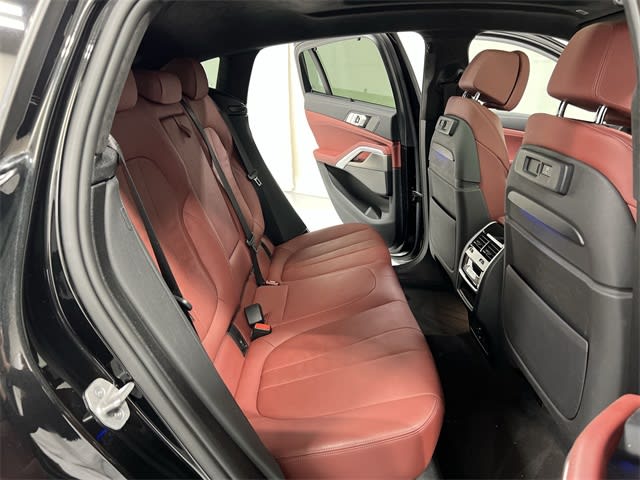 Thumbnail: 2022 BMW X6 - 26