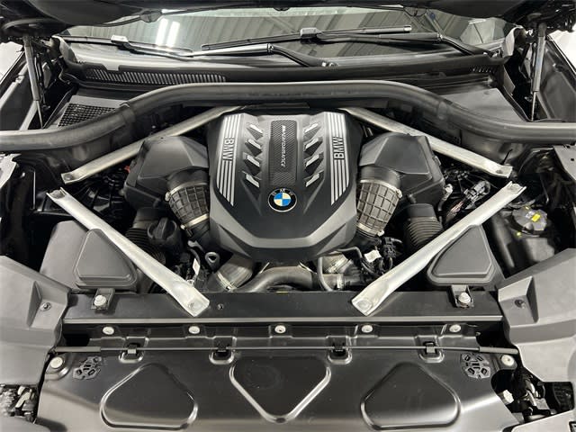 Thumbnail: 2022 BMW X6 - 9