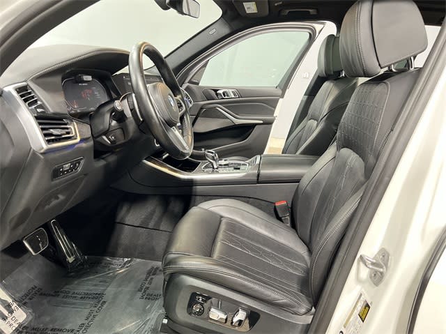2023 BMW X5 M50i 11