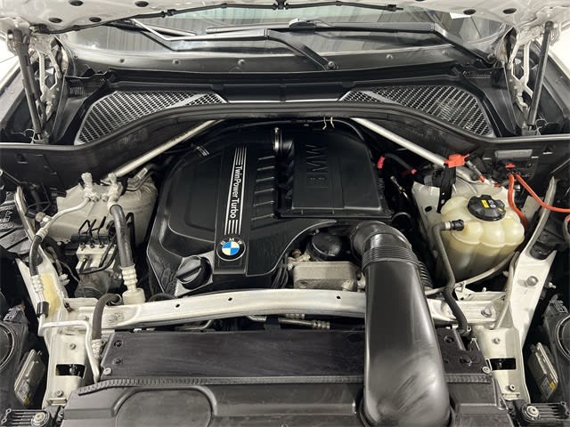 Thumbnail: 2017 BMW X5 - 9