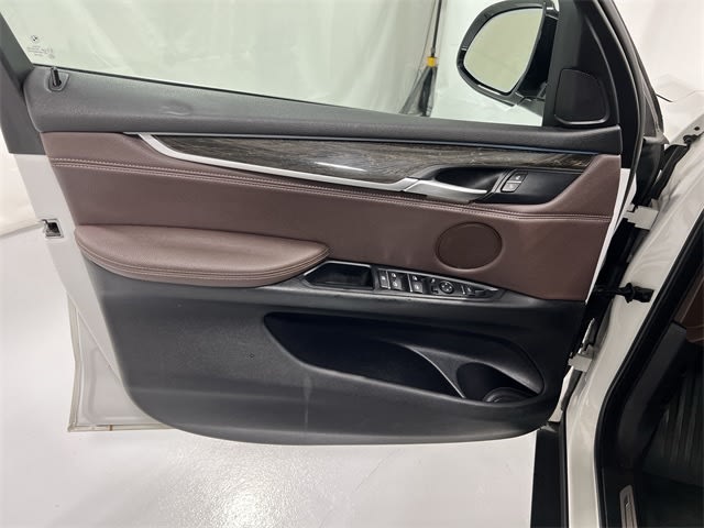 Thumbnail: 2017 BMW X5 - 33