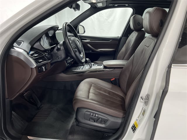 Thumbnail: 2017 BMW X5 - 11