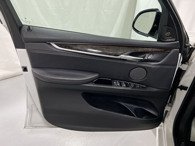 Thumbnail: 2018 BMW X5 - 32