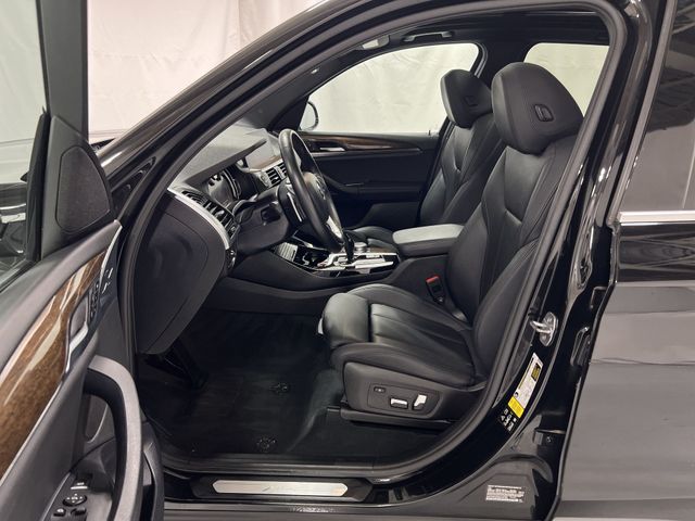 Thumbnail: 2019 BMW X3 - 10