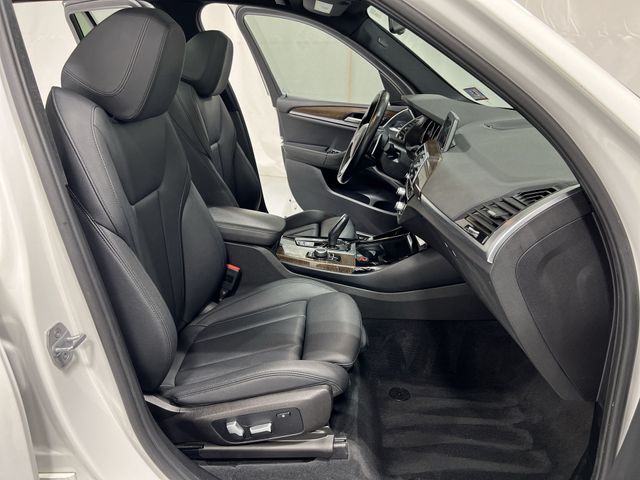 Thumbnail: 2018 BMW X3 - 28