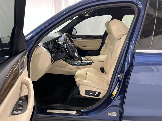 Thumbnail: 2018 BMW X3 - 10