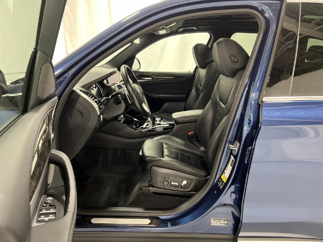 Thumbnail: 2019 BMW X3 - 10